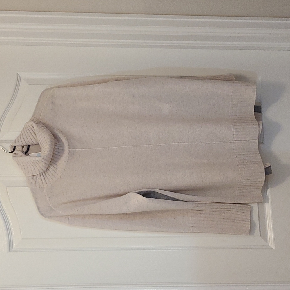 *NEW with tags* L/XL Ivory Grey Heather cashmere blend sweater